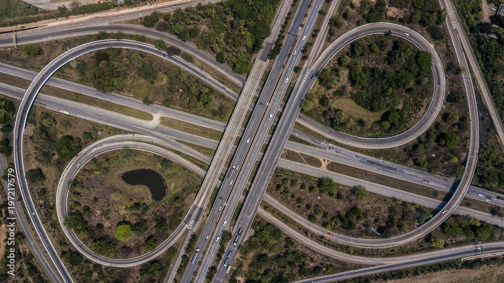 高速公路俯视图。