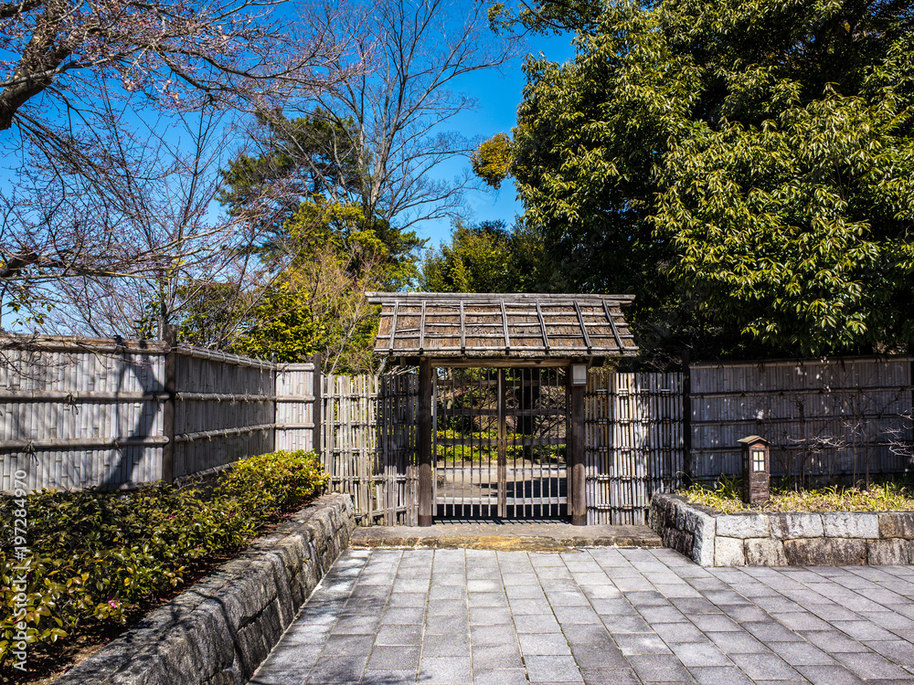 日本家屋の門