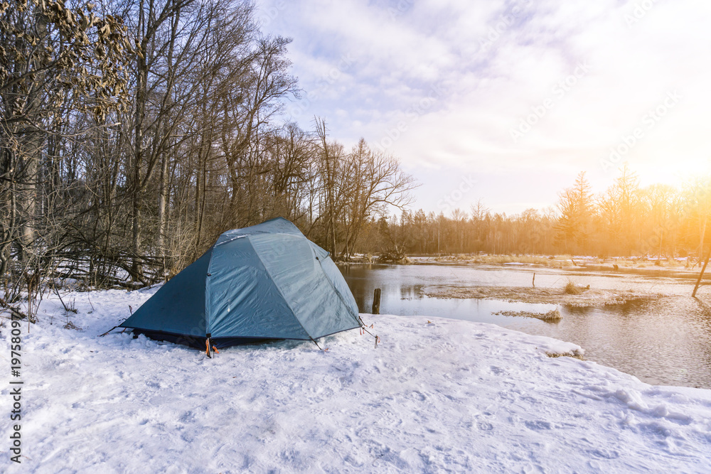 tent in snow