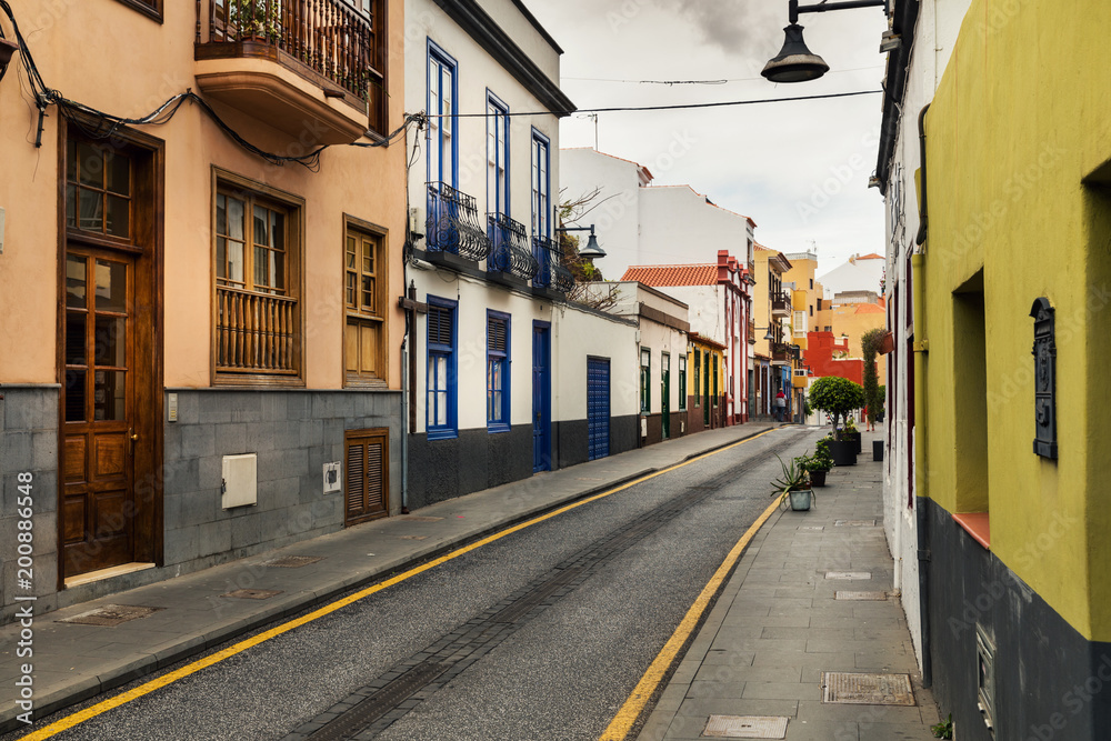 Puerto de la Cruz老城区街道。特内里费-加那利群岛