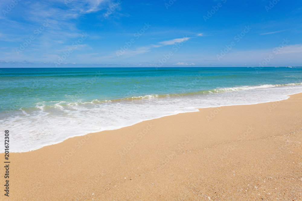 美丽的普吉海滩和热带海洋，适合夏天和泰国的旅游背景。