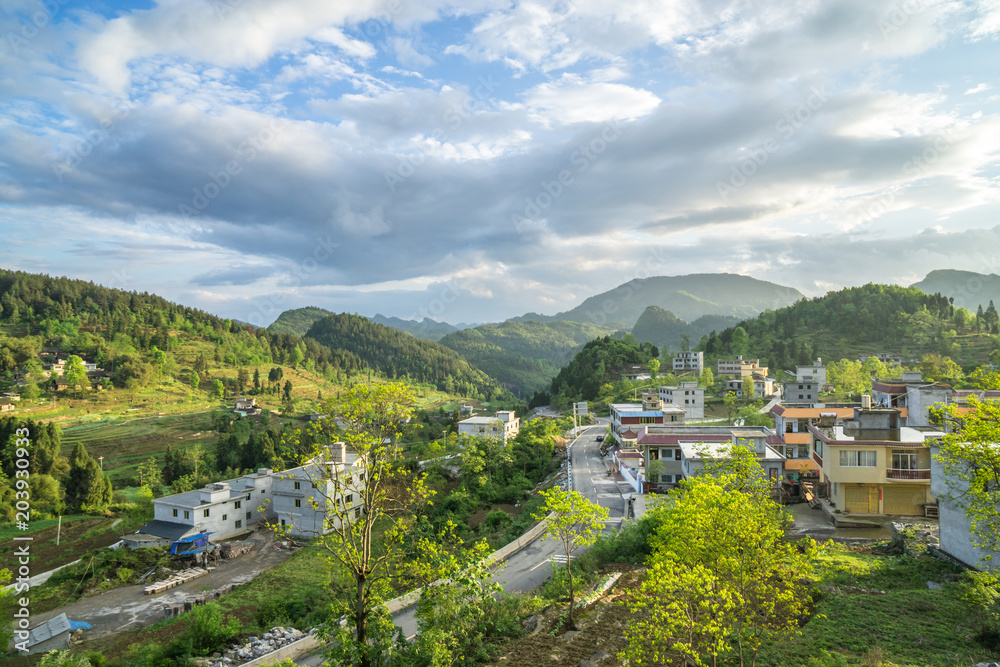 山中山水