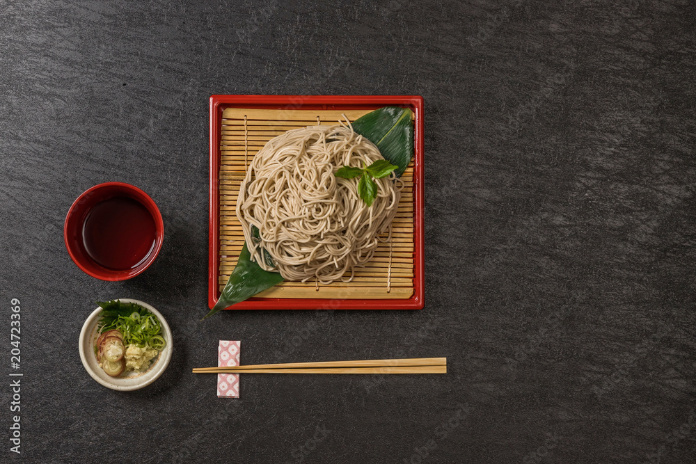 おそば　Japanese noodles(soba buckwheat noodle)