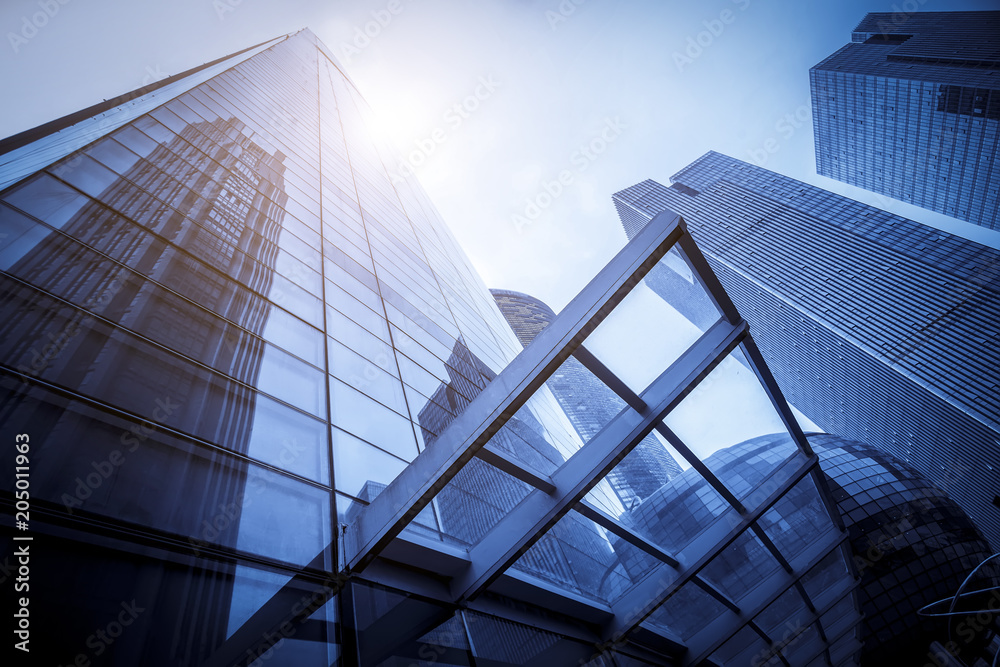 Skyscrapers are low - angle views in Chinese cities 。