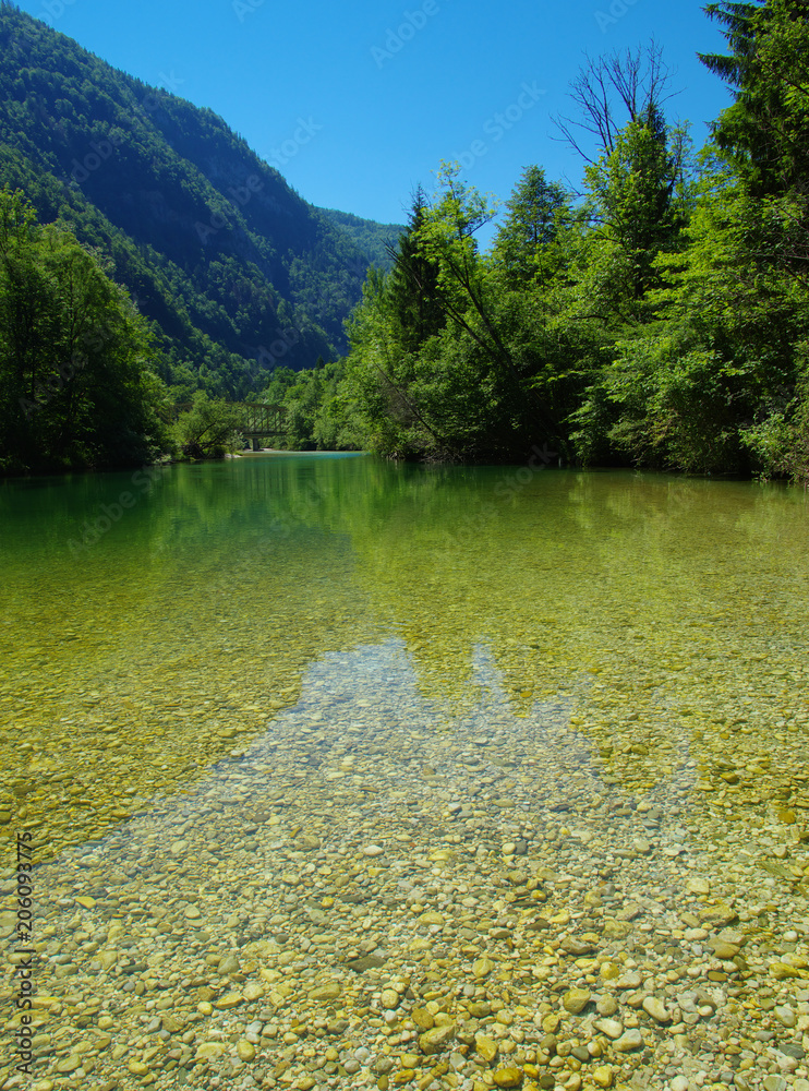 山河水