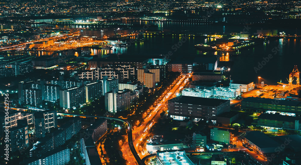 大阪湾港区夜间鸟瞰图