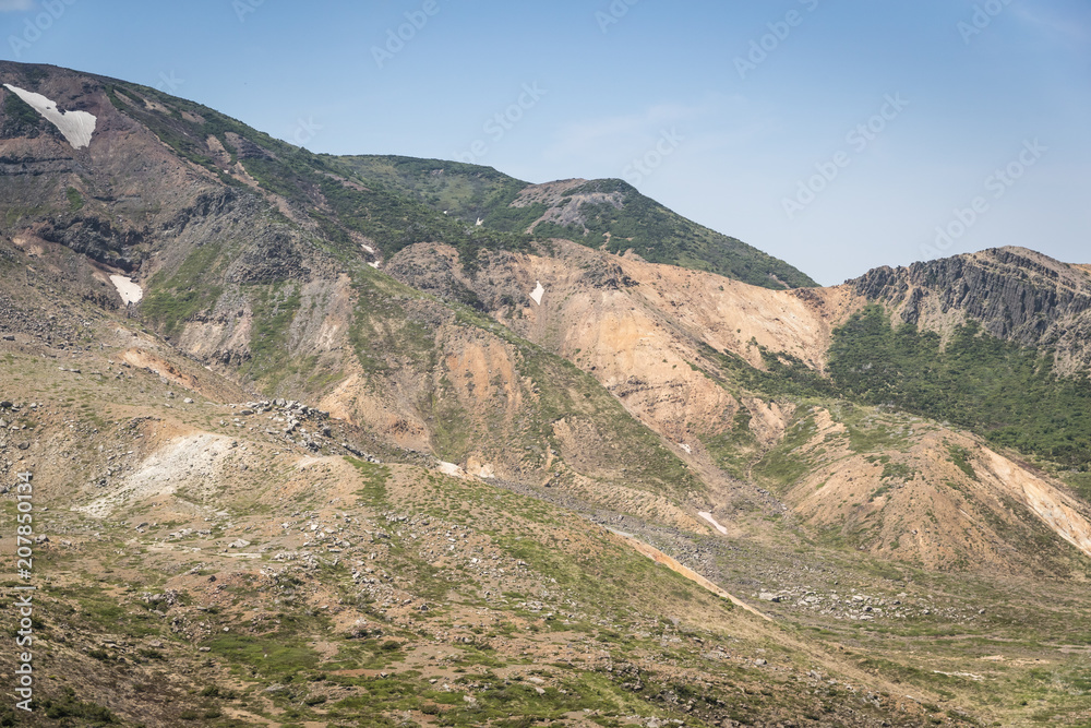 Azuma Kofuji峰1707米，Azuma山是一座约2000米高的火山山脉。