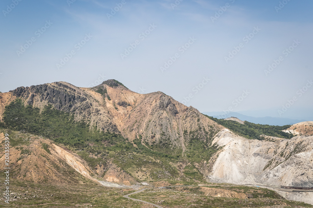 Azuma Kofuji峰1707米，Azuma山是一座约2000米高的火山山脉。