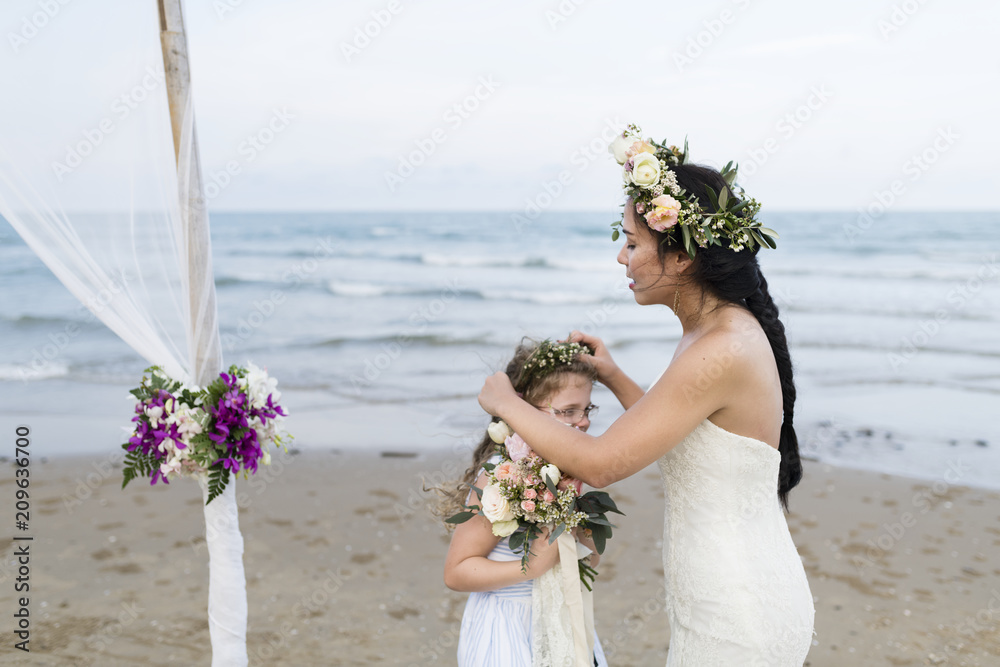 年轻的高加索夫妇的婚礼