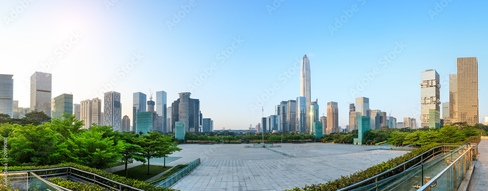 中国深圳美丽的现代城市天际线全景