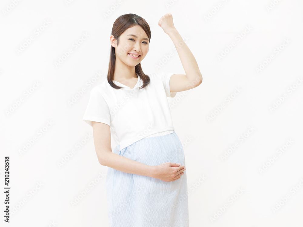 妊婦　ガッツポーズ