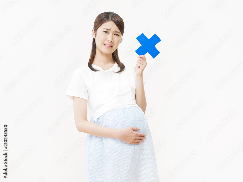 妊婦　ばつ印