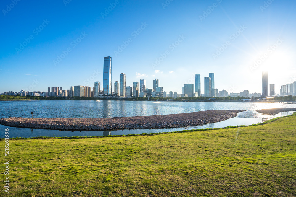 中国深圳城市天际线全景