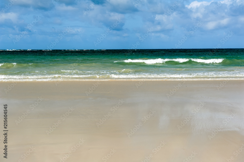 夏日海滩与海洋