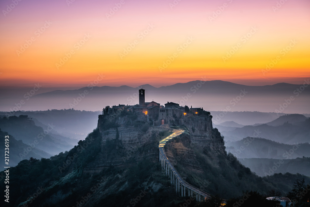 Civita di Bagnoregio，意大利美丽的古城。