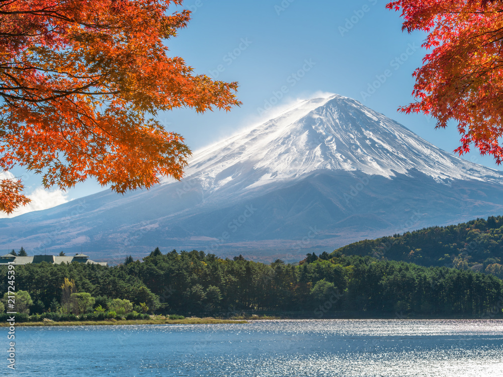 日本秋色富士山