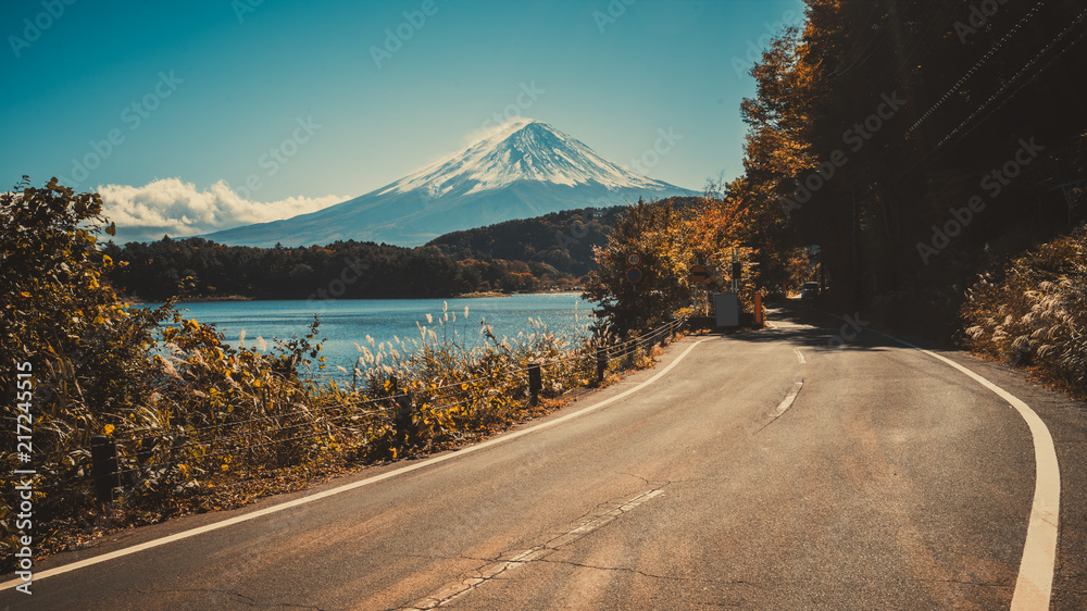 日本富士山和河口湖公路