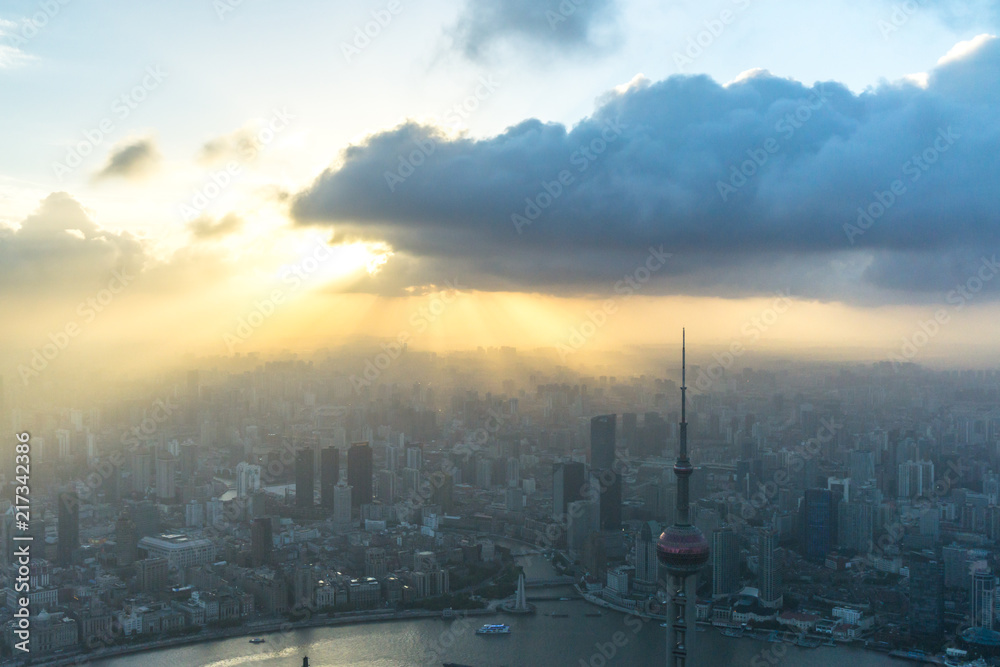 中国上海全景城市天际线