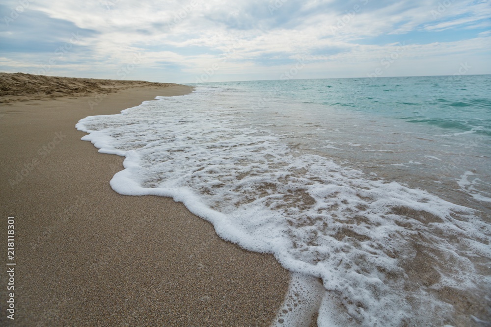 海滩上的海浪