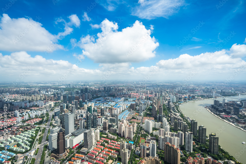 城市天际线全景