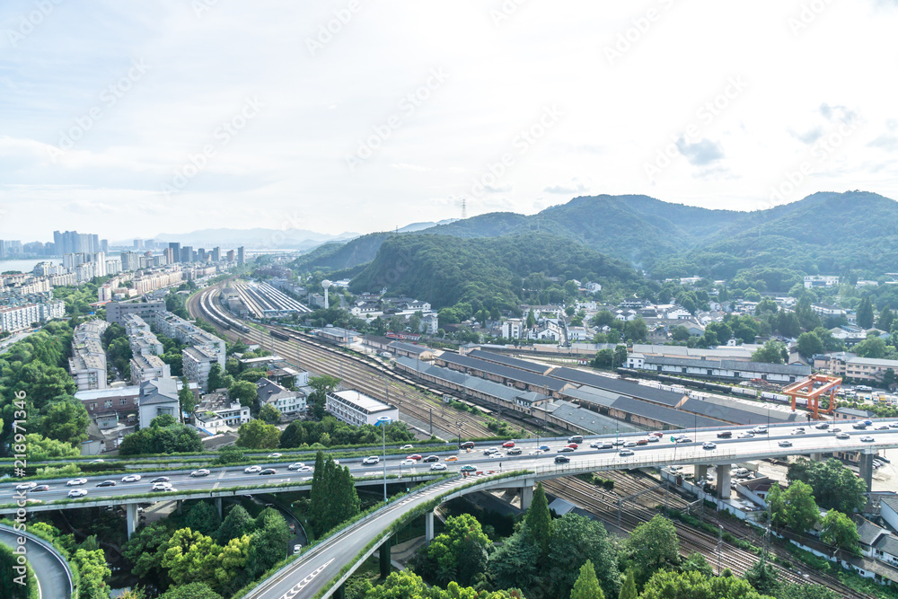 城市天际线全景