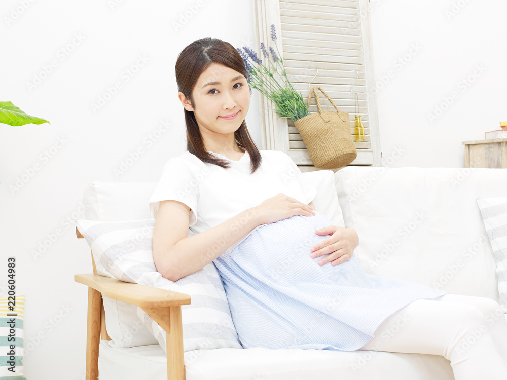 女性　妊婦　