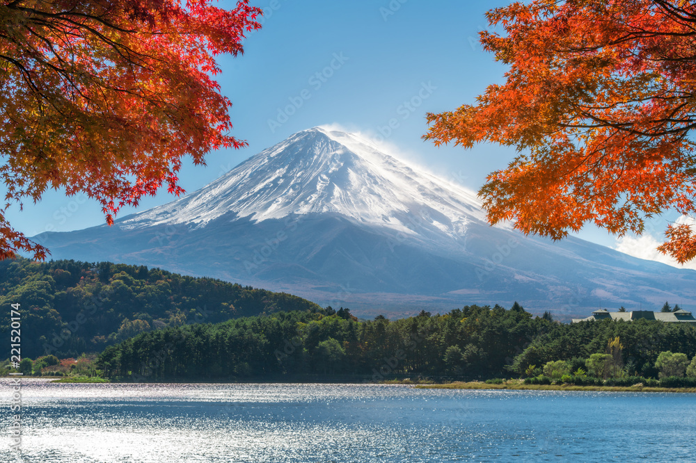 日本富士山秋色