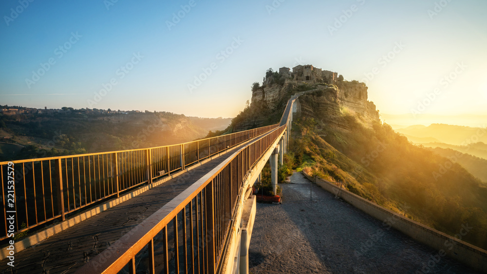 Civita di Bagnoregio，意大利美丽的古城。