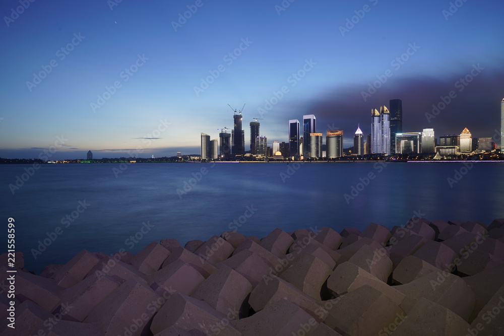 青岛现代城市建筑景观夜景……