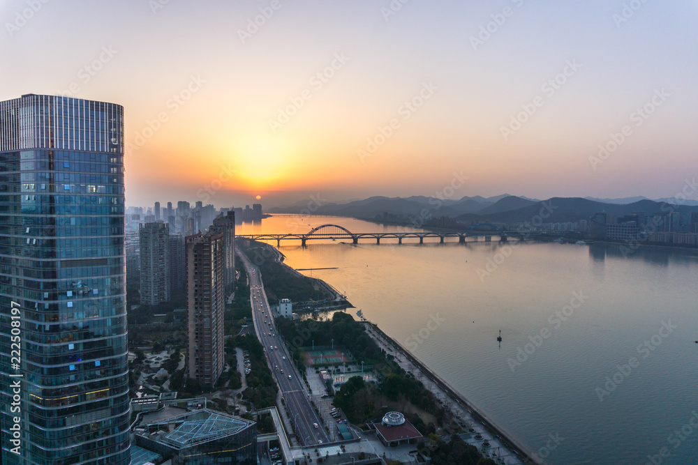 中国杭州城市天际线全景