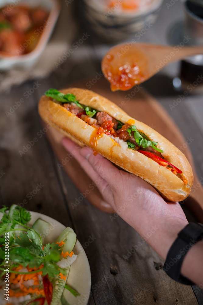 Banh Mi Xiu Mai