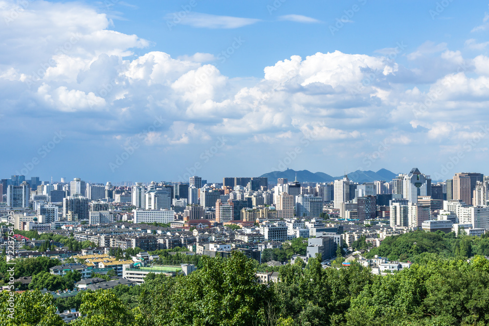 中国杭州城市天际线全景