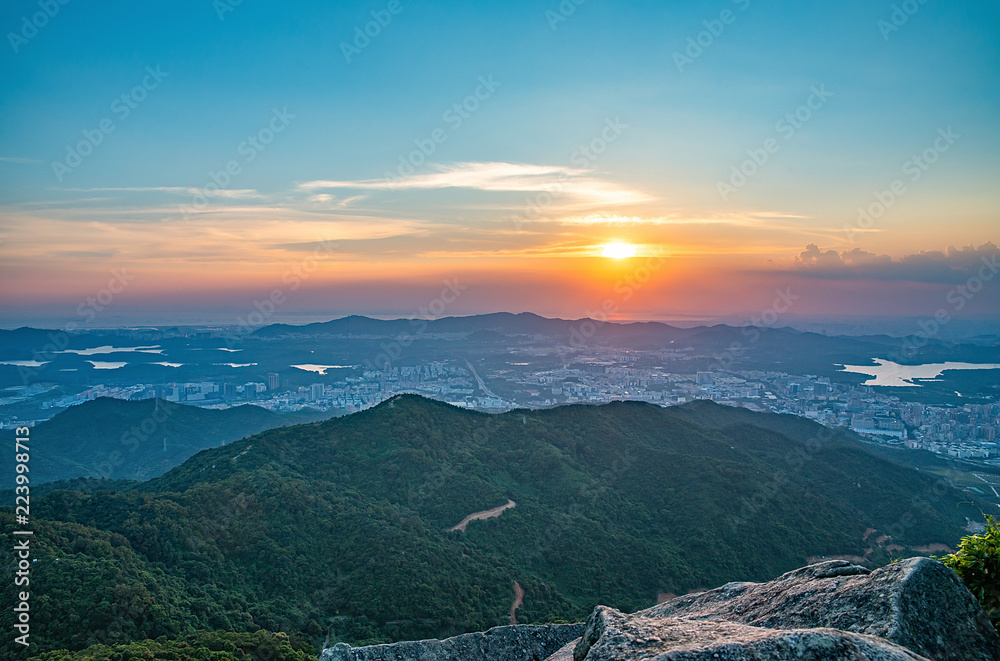 Shenzhen Yangtaishan Forest Park Dusk scenery