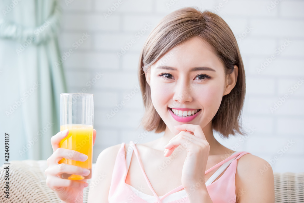 woman drink juice