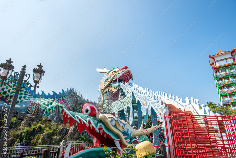 马豆代天寺，该寺设计有雕塑和绘画，占地3公顷