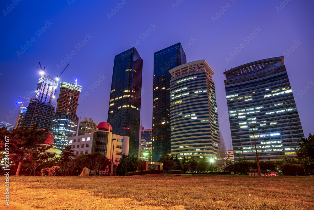 城市建筑夜景……