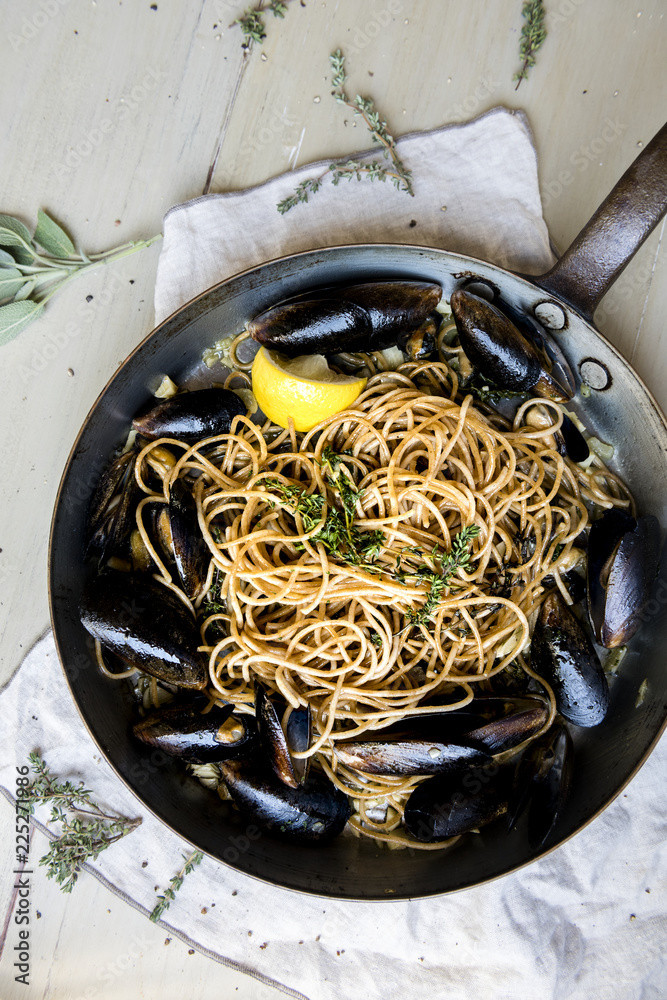 Homemade spaghetti food photography recipe idea