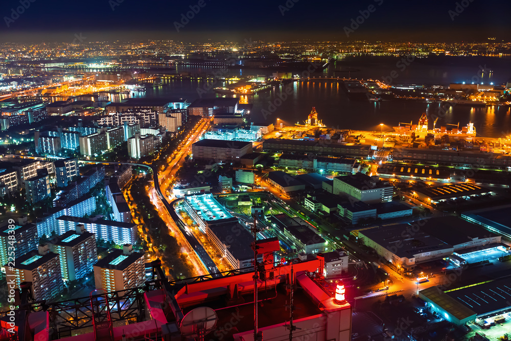 大阪湾港区夜间鸟瞰图