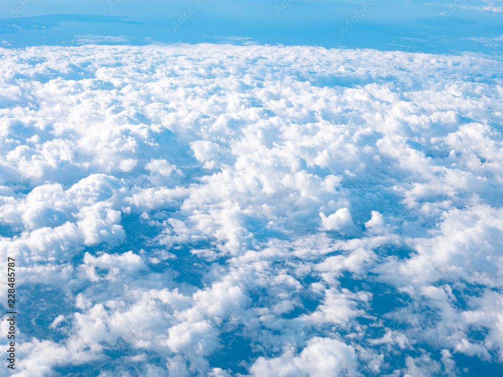 雲の上の空