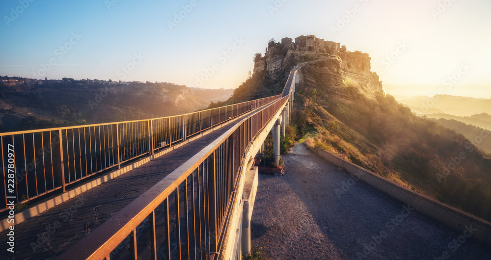 Civita di Bagnoregio，意大利美丽的古城。