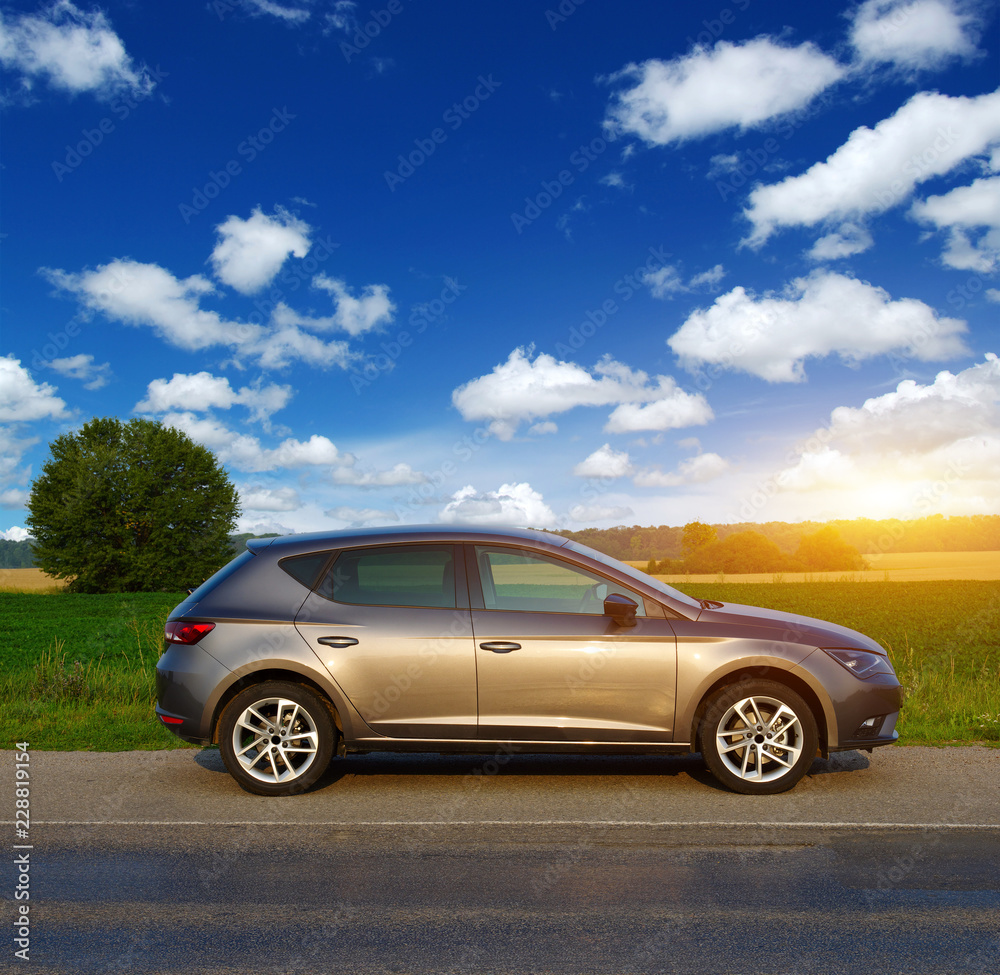  Car and light