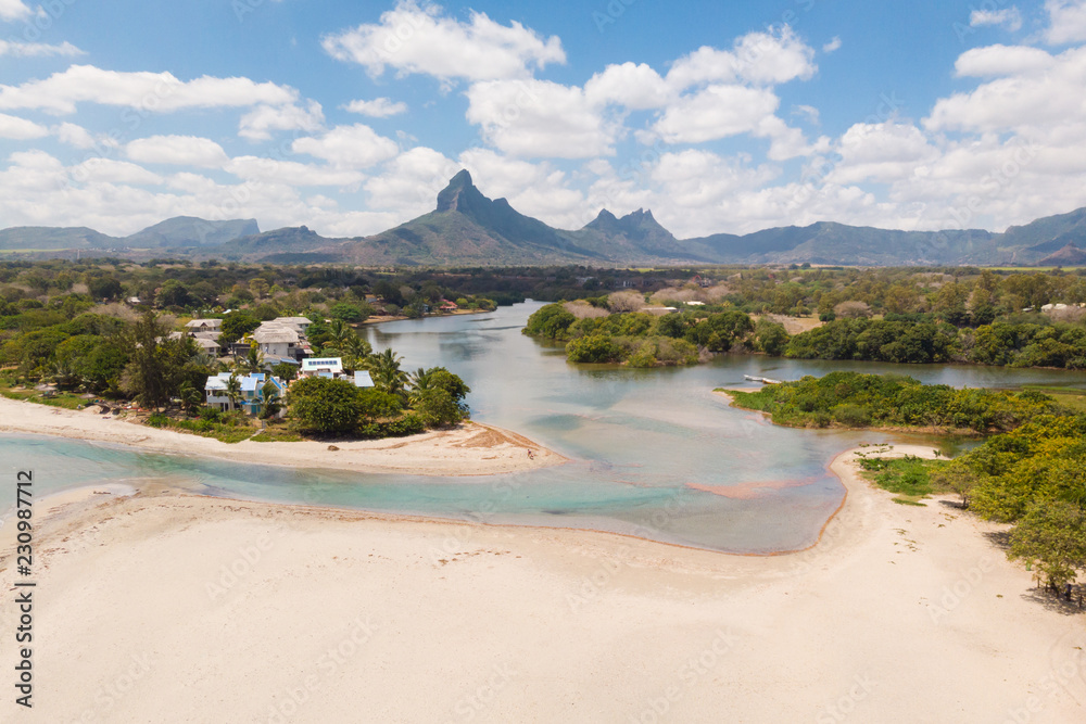 布莱克河塔马林的拉姆帕特河。毛里求斯岛。Ile Maurice。