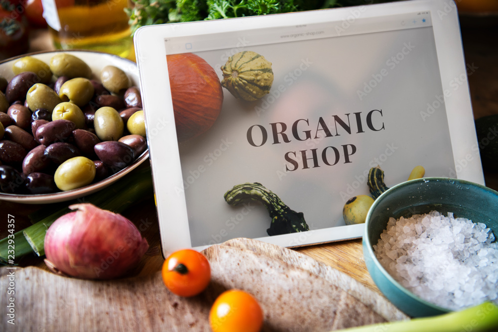 Organic shop on a screen in the kitchen