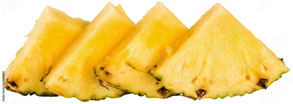 Fresh pineapple chunks