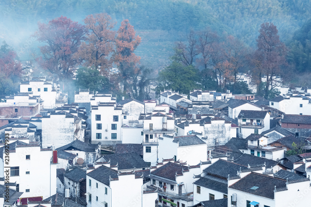 深秋石城村