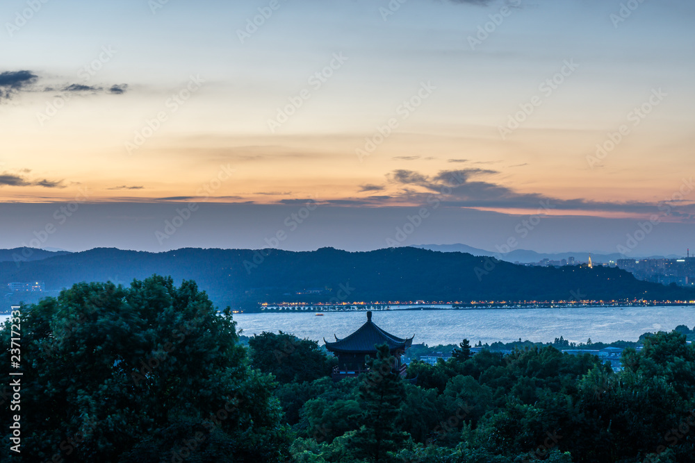 海上日落