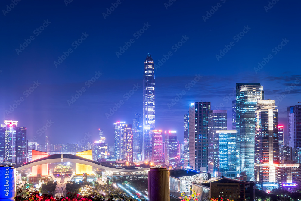 深圳城市天际线与建筑景观夜景……