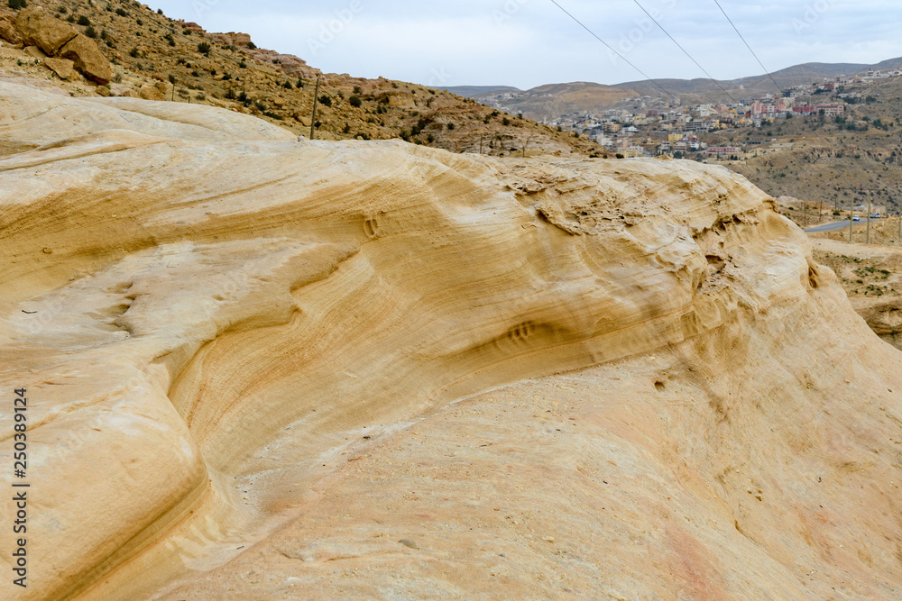 skały w okolicy Petra, Jordania