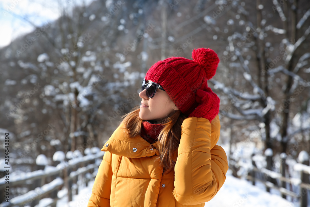 雪域度假村美女