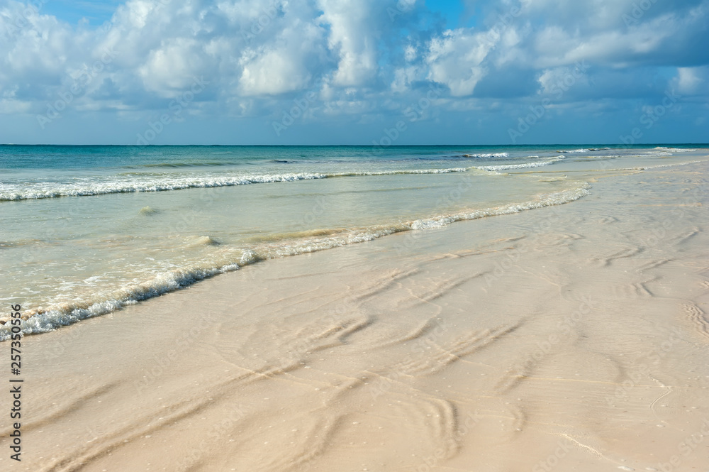 夏日海滩与海洋